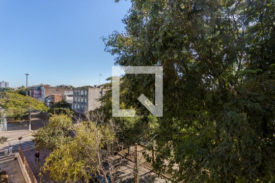 Vista de apartamento à venda com 2 quartos, 83m² em São Geraldo, Porto Alegre