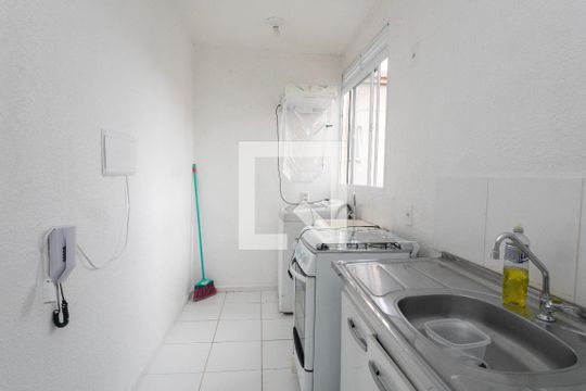 Cozinha de apartamento para alugar com 2 quartos, 41m² em Sarandi, Porto Alegre