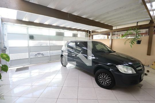 Garagem de casa à venda com 2 quartos, 105m² em Vila Renata, Guarulhos