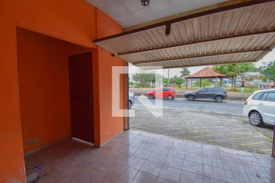 Garagem de casa à venda com 4 quartos, 280m² em Jardim Sapopemba, São Paulo