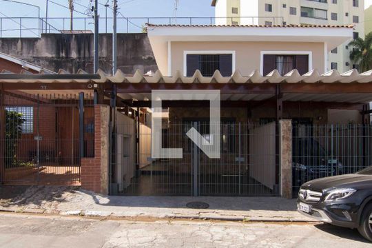 Fachada de casa para alugar com 2 quartos, 100m² em Vila Palmeiras, São Paulo