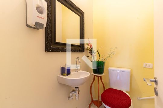 Lavabo de apartamento para alugar com 3 quartos, 96m² em Vila Gumercindo, São Paulo