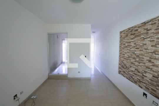 Sala de casa à venda com 3 quartos, 180m² em Cidade Antônio Estevão de Carvalho, São Paulo