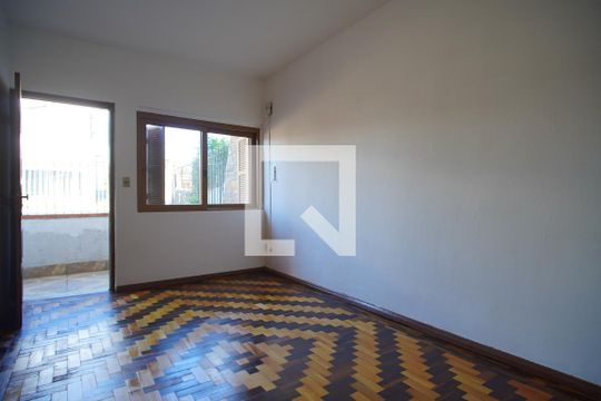 Casa para alugar com 3 quartos, 120m² em Jardim Itu Sabará, Porto Alegre