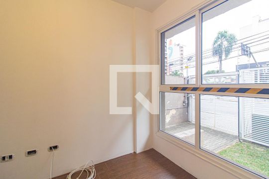 Quarto de kitnet/studio para alugar com 1 quarto, 38m² em Bigorrilho, Curitiba