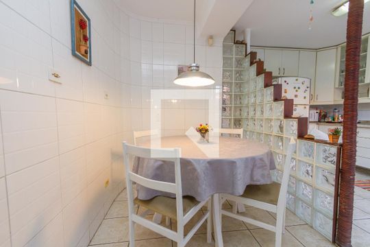 Copa de casa à venda com 5 quartos, 230m² em Jardim Petrópolis, São Paulo