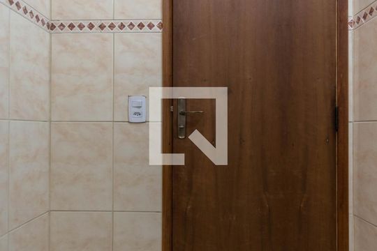 Lavabo de casa à venda com 3 quartos, 191m² em Vila Carbone, São Paulo