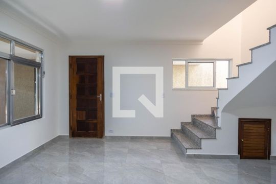 Sala de casa à venda com 3 quartos, 191m² em Vila Carbone, São Paulo