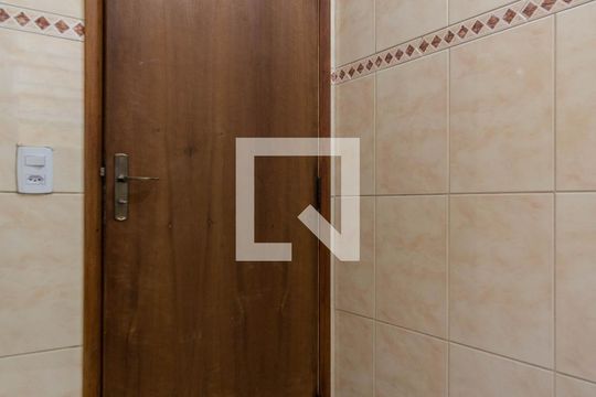 Lavabo de casa à venda com 3 quartos, 191m² em Vila Carbone, São Paulo