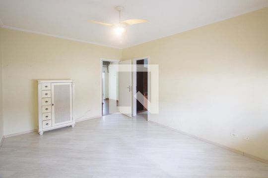 Suíte 1 de casa de condomínio à venda com 4 quartos, 255m² em Granja Julieta, São Paulo