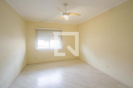 Suíte 1 de casa de condomínio à venda com 4 quartos, 255m² em Granja Julieta, São Paulo