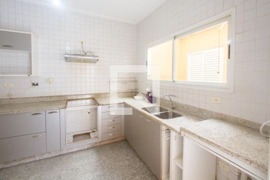 Cozinha de casa de condomínio à venda com 4 quartos, 255m² em Granja Julieta, São Paulo