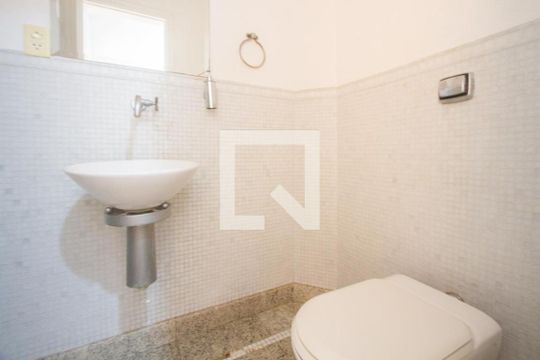 Lavabo de casa de condomínio à venda com 4 quartos, 255m² em Granja Julieta, São Paulo