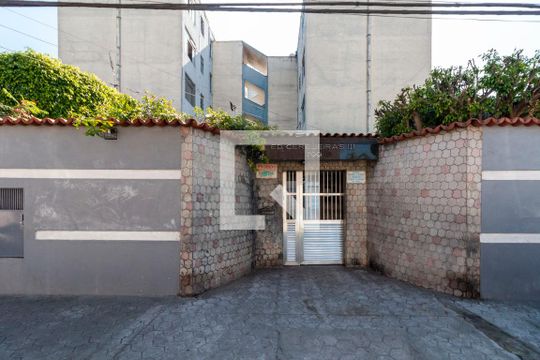 Fachada de apartamento à venda com 3 quartos, 65m² em Itaquera, São Paulo