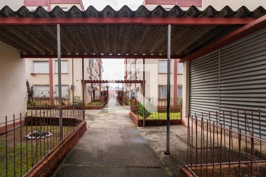 Área comum de kitnet/studio para alugar com 1 quarto, 29m² em Protásio Alves, Porto Alegre