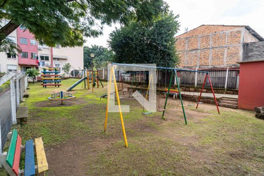 Área Comum - Playground de kitnet/studio para alugar com 1 quarto, 29m² em Protásio Alves, Porto Alegre