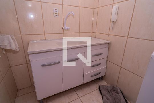 Detalhe cozinha de kitnet/studio para alugar com 1 quarto, 29m² em Protásio Alves, Porto Alegre