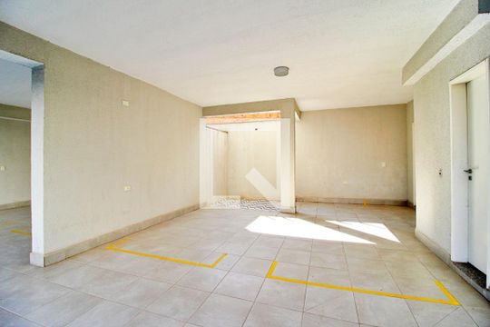 Garagem de casa de condomínio à venda com 3 quartos, 200m² em Vila Valparaiso, Santo André