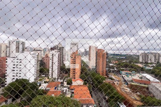Vista de apartamento à venda com 2 quartos, 200m² em Indianópolis, São Paulo