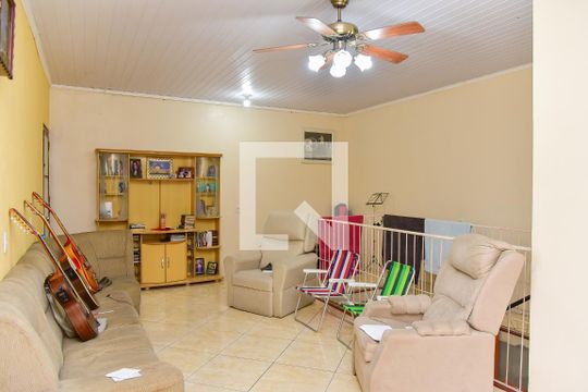 Sala 1 de casa à venda com 7 quartos, 200m² em Sarandi, Porto Alegre