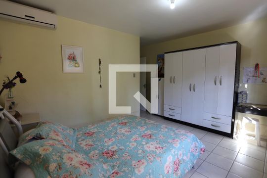 Suíte de casa à venda com 4 quartos, 246m² em São José, Novo Hamburgo