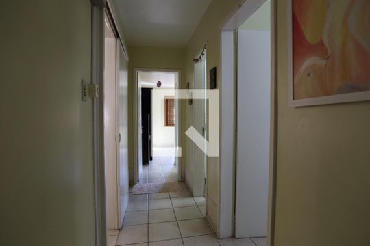 Corredor de casa à venda com 4 quartos, 246m² em São José, Novo Hamburgo