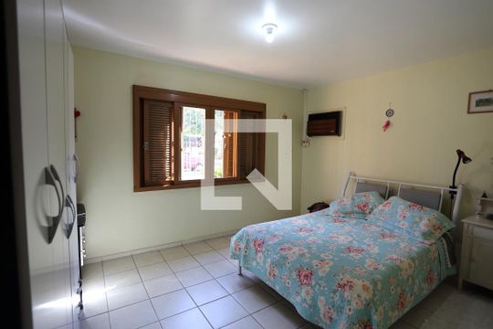 Suíte  de casa à venda com 4 quartos, 246m² em São José, Novo Hamburgo