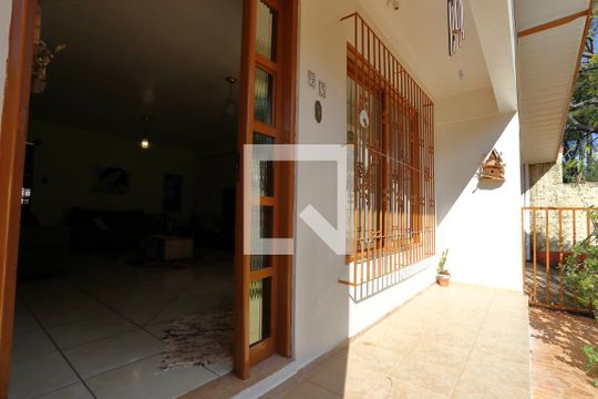 Varanda da Sala de casa à venda com 4 quartos, 246m² em São José, Novo Hamburgo