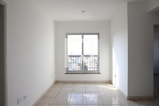 Sala de apartamento para alugar com 2 quartos, 52m² em Jardim São Luís, Suzano