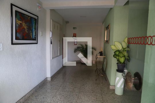Hall social de apartamento para alugar com 2 quartos, 52m² em Jardim São Luís, Suzano