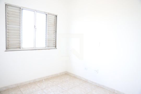 Quarto 2 de apartamento para alugar com 2 quartos, 52m² em Jardim São Luís, Suzano