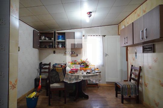 Cozinha de apartamento à venda com 2 quartos, 200m² em Petrópolis, Porto Alegre