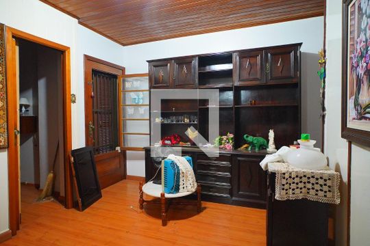 Sala de apartamento à venda com 2 quartos, 200m² em Petrópolis, Porto Alegre