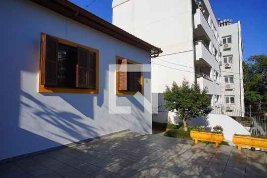 Fachada de apartamento à venda com 2 quartos, 200m² em Petrópolis, Porto Alegre