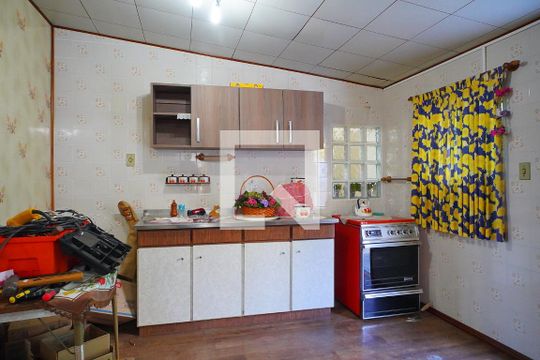 Cozinha de apartamento à venda com 2 quartos, 200m² em Petrópolis, Porto Alegre