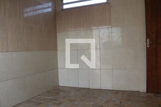Cozinha de casa para alugar com 2 quartos, 90m² em Cidade Naútica, São Vicente