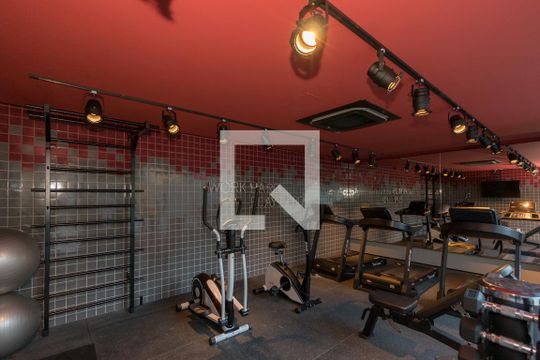 Academia de kitnet/studio para alugar com 1 quarto, 23m² em Jardim das Acácias, São Paulo