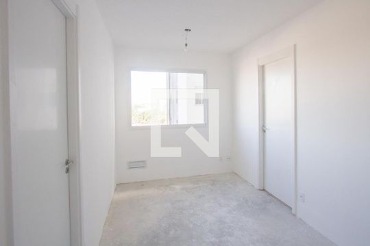 Apartamento para alugar com 2 quartos, 33m² em Santo Amaro, São Paulo