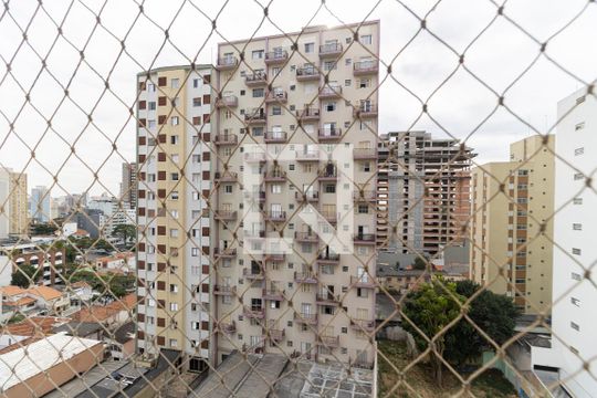 Vista do Quarto 2 de apartamento para alugar com 2 quartos, 55m² em Aclimação, São Paulo
