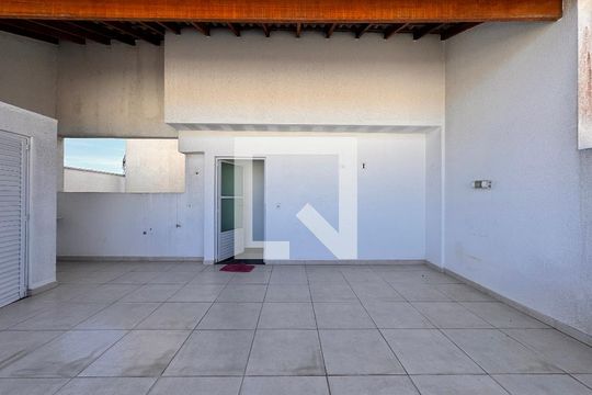 Cobertura de apartamento para alugar com 2 quartos, 92m² em Vila Cecilia Maria, Santo André