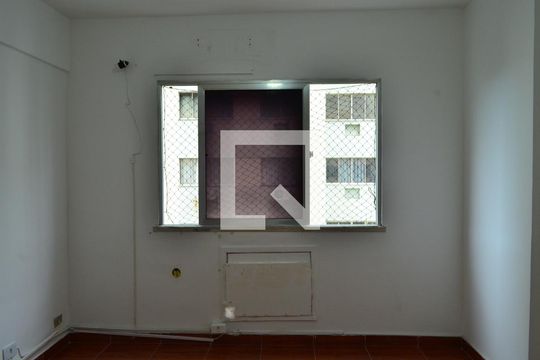 Quarto de apartamento à venda com 1 quarto, 50m² em Tanque, Rio de Janeiro