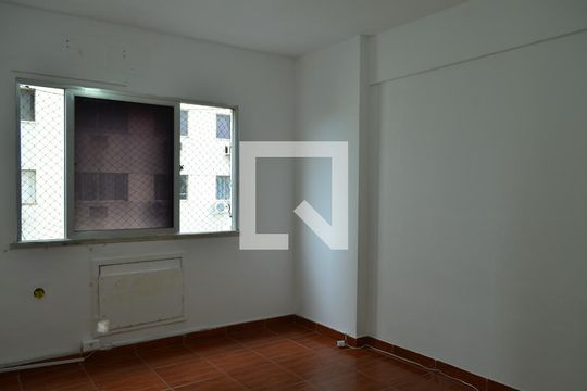 Quarto de apartamento à venda com 1 quarto, 50m² em Tanque, Rio de Janeiro