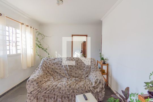Sala de casa à venda com 3 quartos, 250m² em Jardim Roseira, Campinas