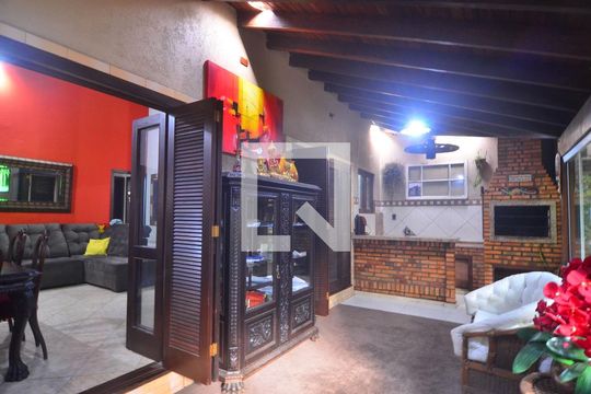 Varanda gourmet de casa à venda com 2 quartos, 140m² em Mato Grande, Canoas