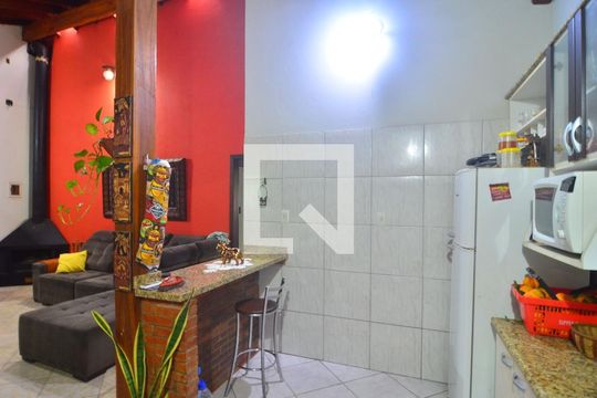 Varanda gourmet de casa à venda com 2 quartos, 140m² em Mato Grande, Canoas