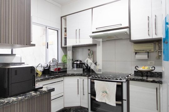 Cozinha de casa de condomínio à venda com 3 quartos, 109m² em Presidente Altino, Osasco