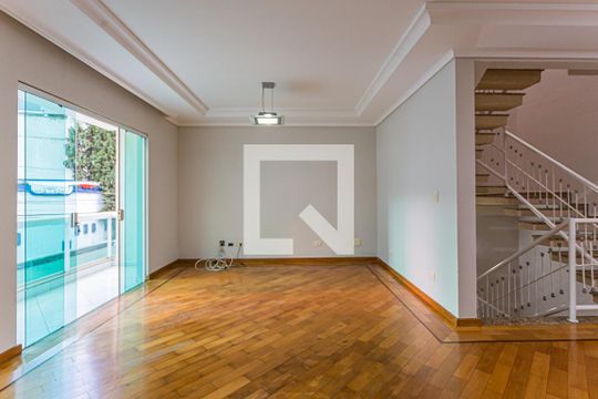 Sala de casa à venda com 3 quartos, 250m² em Vila Gilda, Santo André