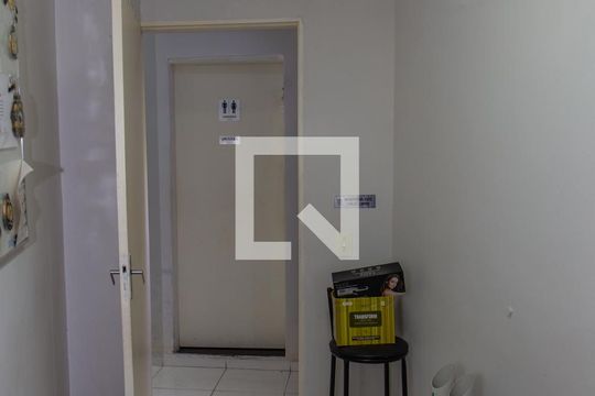 Quarto 2 de casa à venda com 7 quartos, 445m² em Centro, Diadema