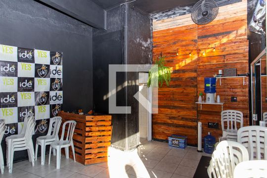 Garagem de casa à venda com 7 quartos, 445m² em Centro, Diadema