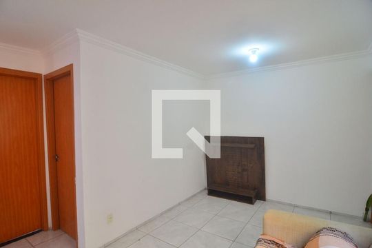 Sala  de apartamento para alugar com 2 quartos, 43m² em São José, Canoas